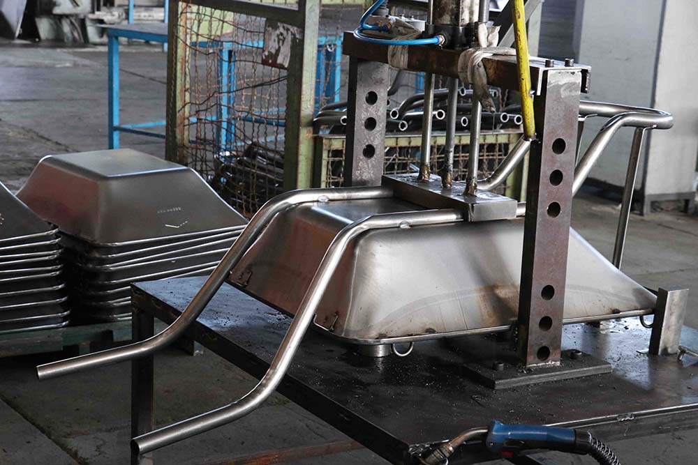 ویژگی‌های برتر خدمات پرسکاری و قطعه‌سازی حقیقی